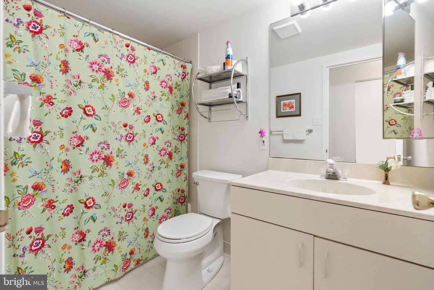 1655 Oakwood Dr #n205 Property Photo 28