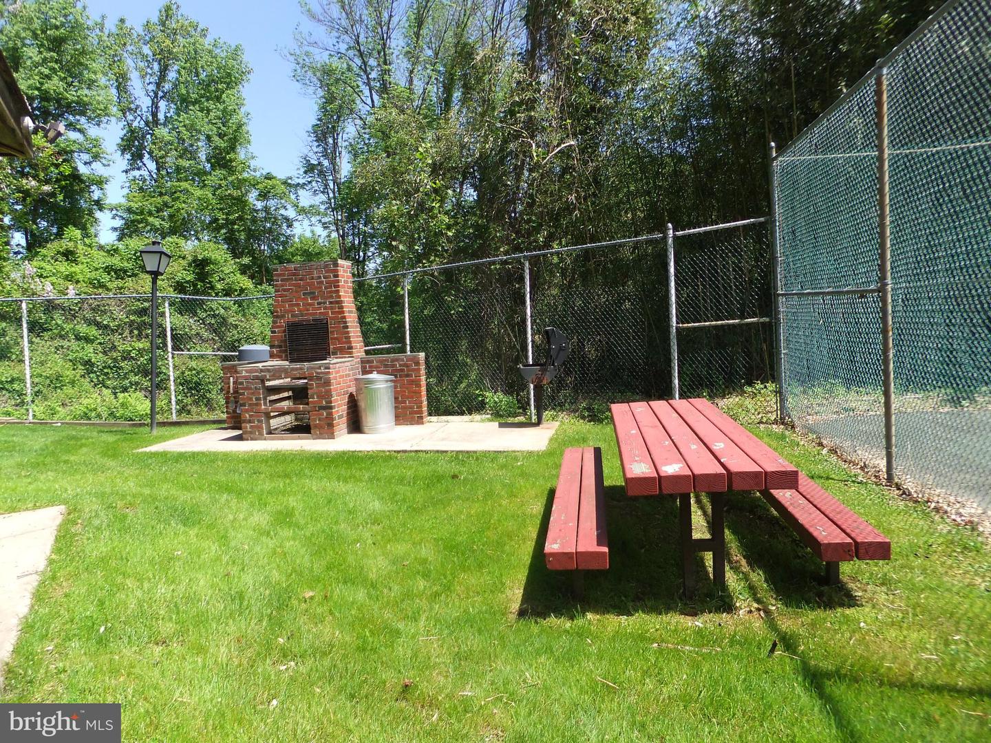1655 Oakwood Dr #n205 Property Photo 42