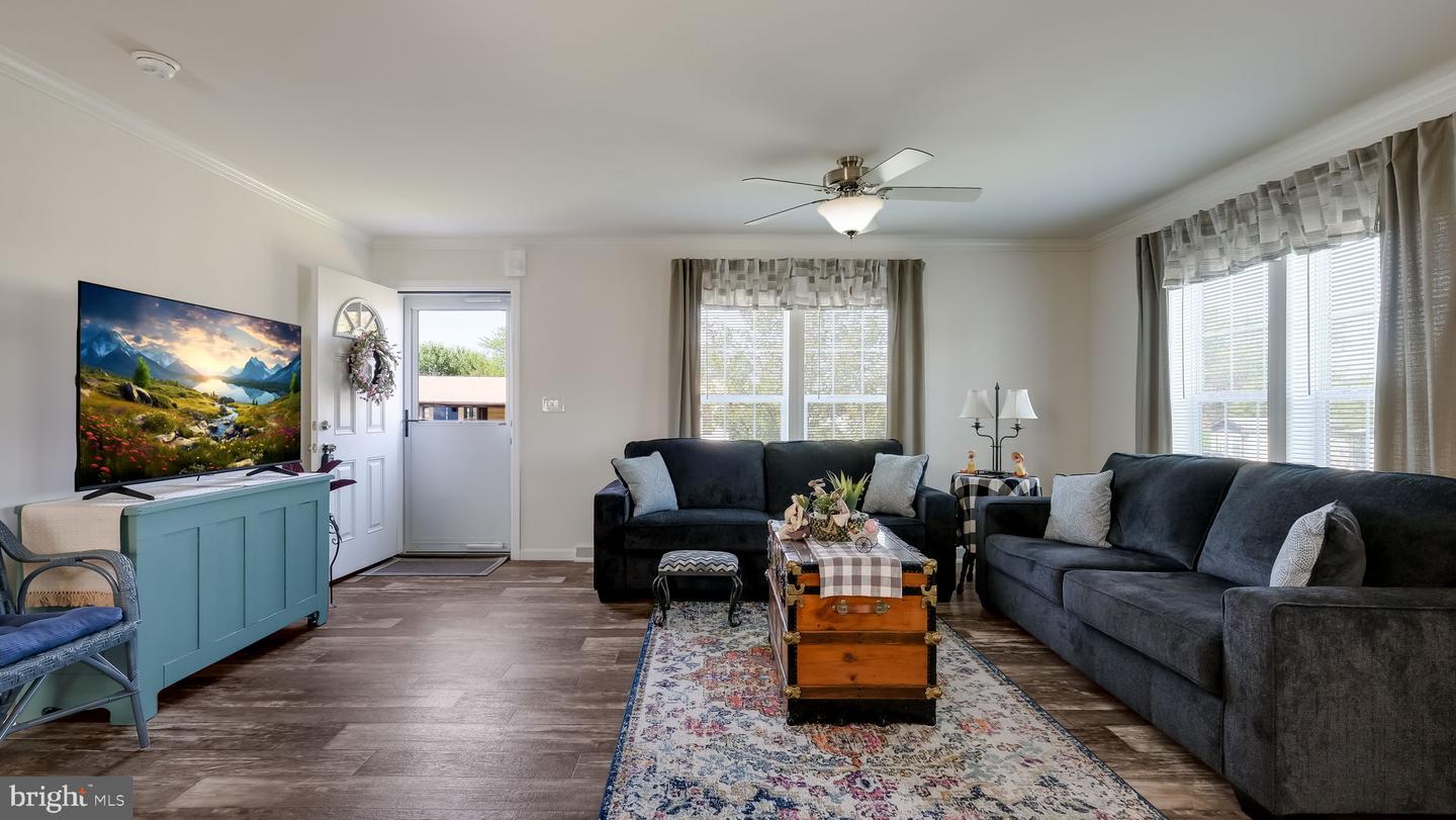 222 Rabbit Run Property Photo 2