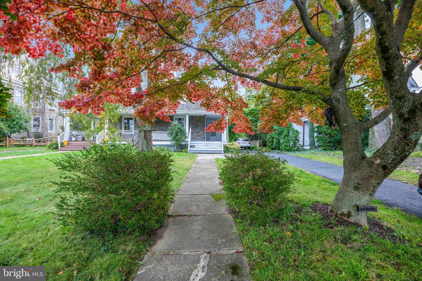 608 Washington Ln Property Photo 2