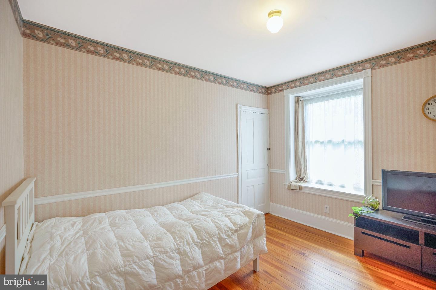 608 Washington Ln Property Photo 17