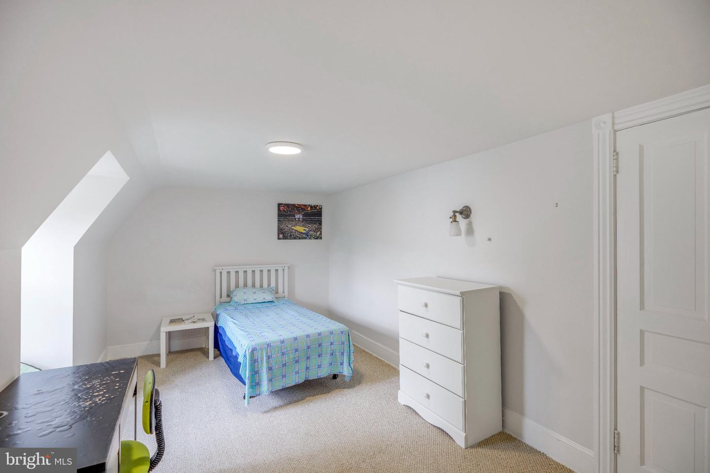 608 Washington Ln Property Photo 24