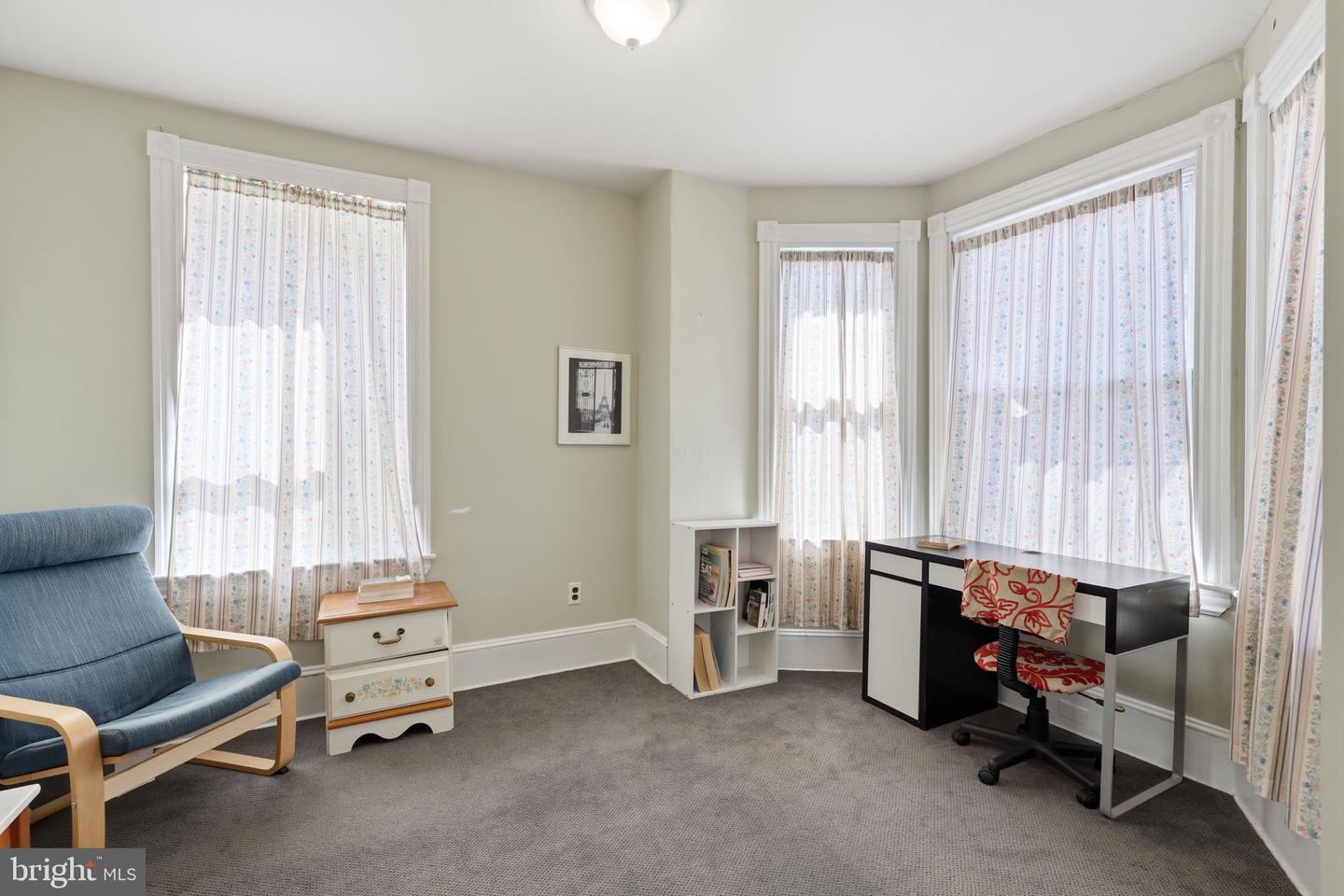 608 Washington Ln Property Photo 30