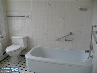 135 W 6th St Property Photo 9
