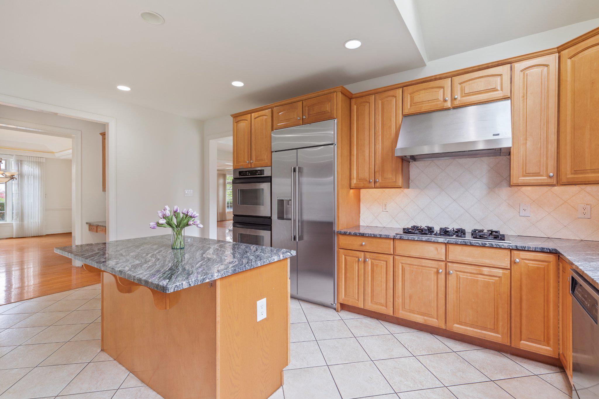 2205 Jefferson Ln Property Photo 16