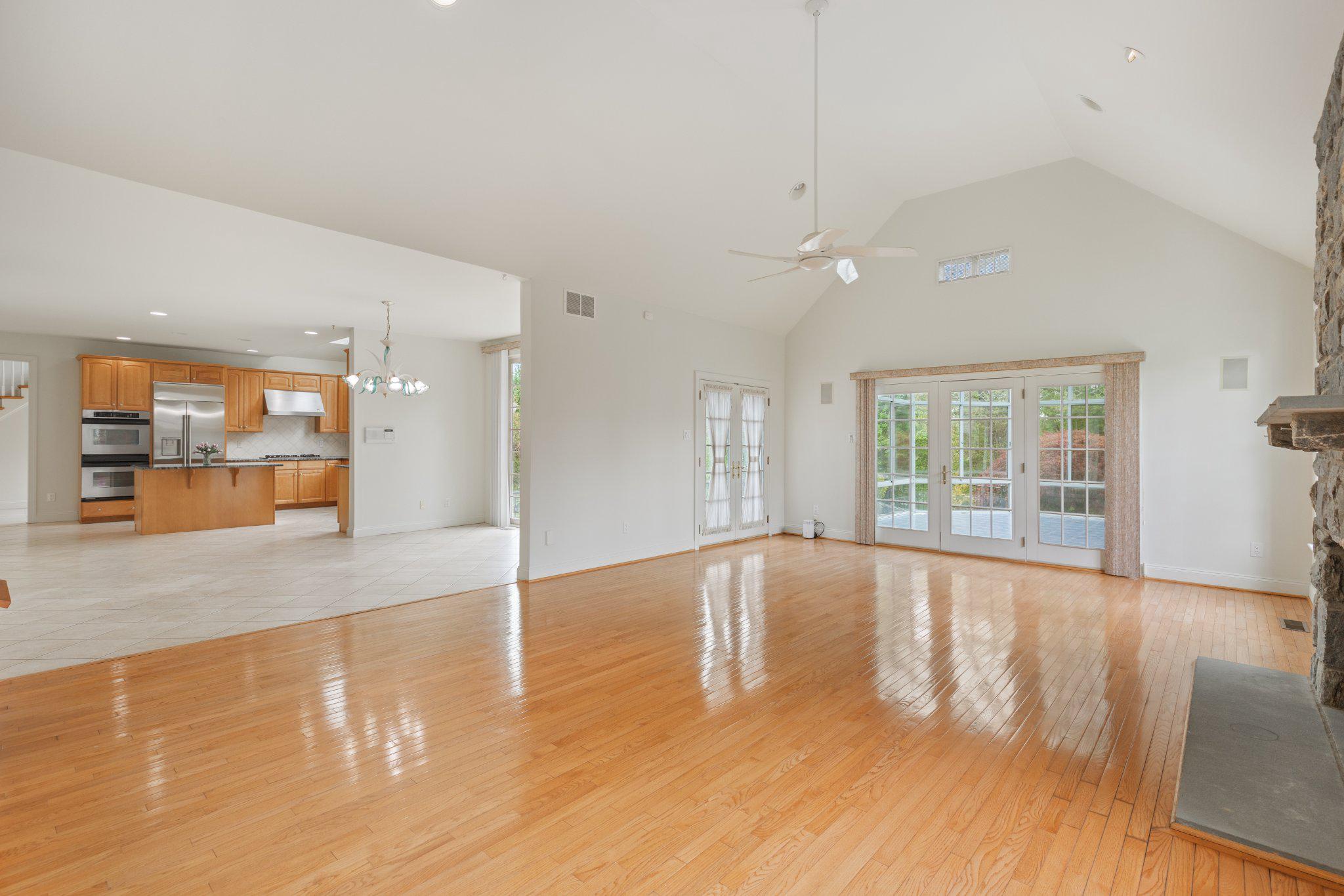 2205 Jefferson Ln Property Photo 20
