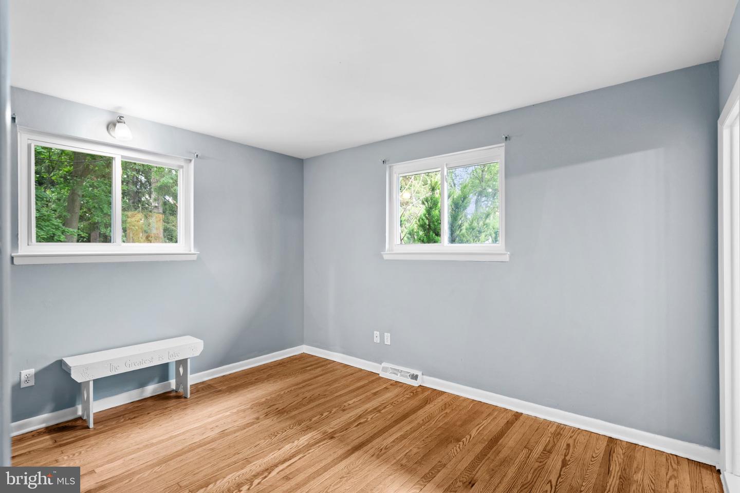 609 Foster Rd Property Photo 35