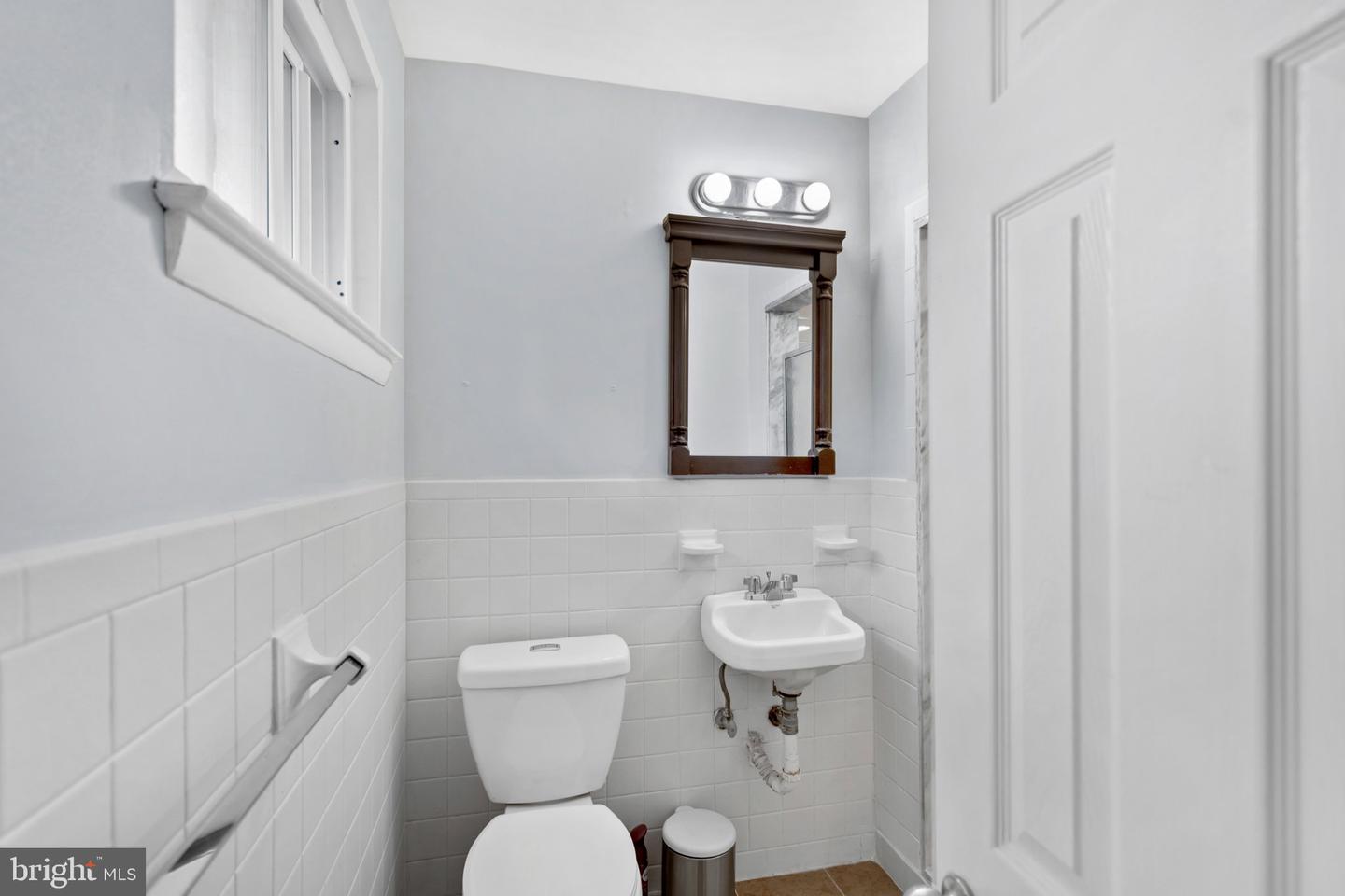 609 Foster Rd Property Photo 37
