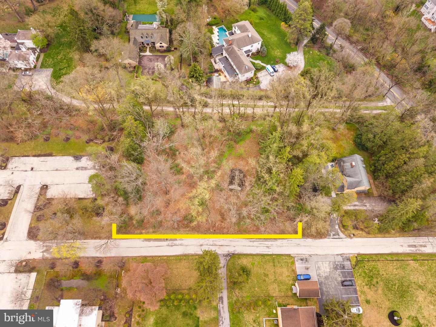 115 Vaughans Ln Property Photo 3
