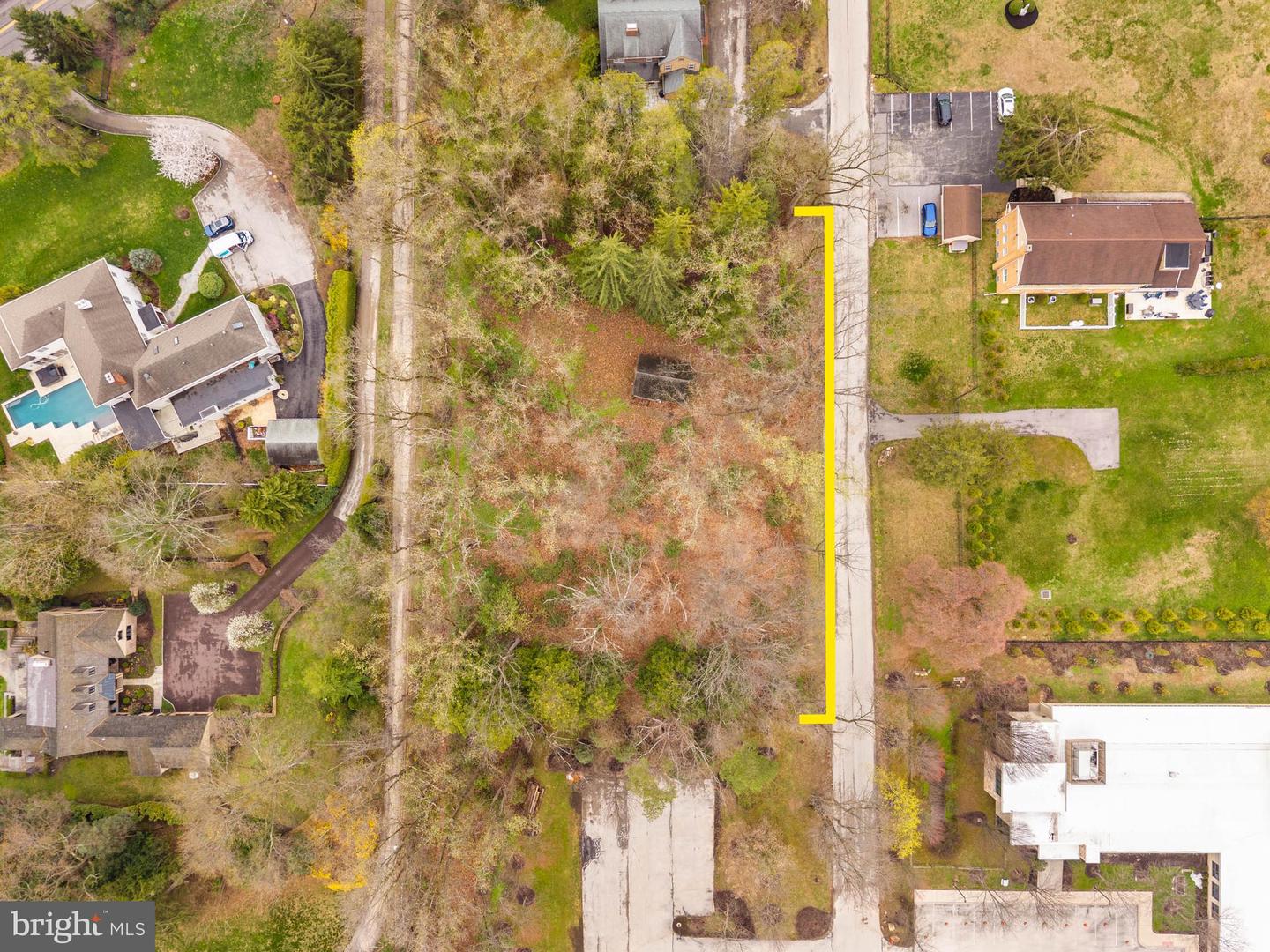 115 Vaughans Ln Property Photo 7