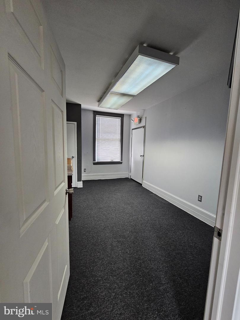 120 Bethlehem Pike Property Photo 42