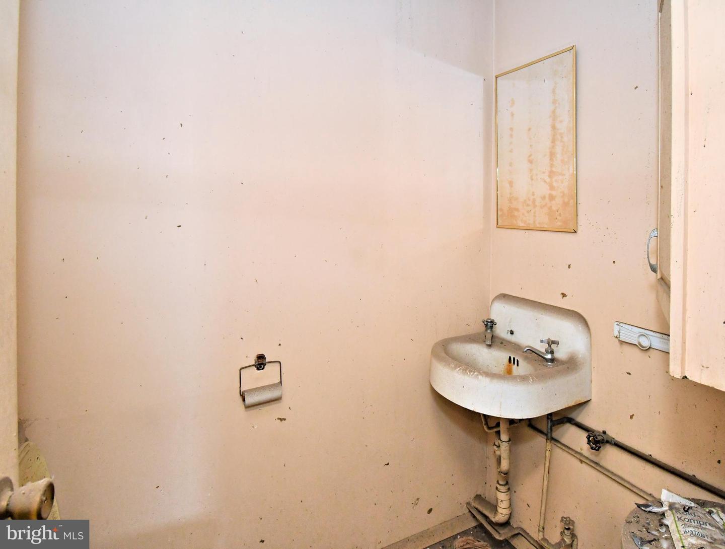 28 S Hanover St Property Photo 14