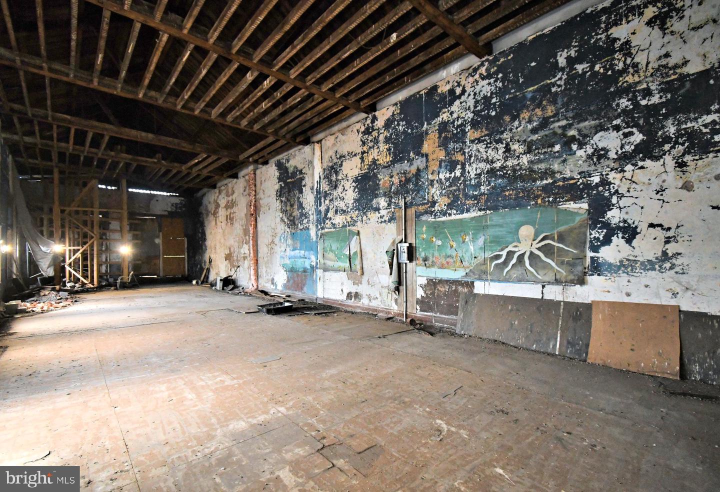 28 S Hanover St Property Photo 31
