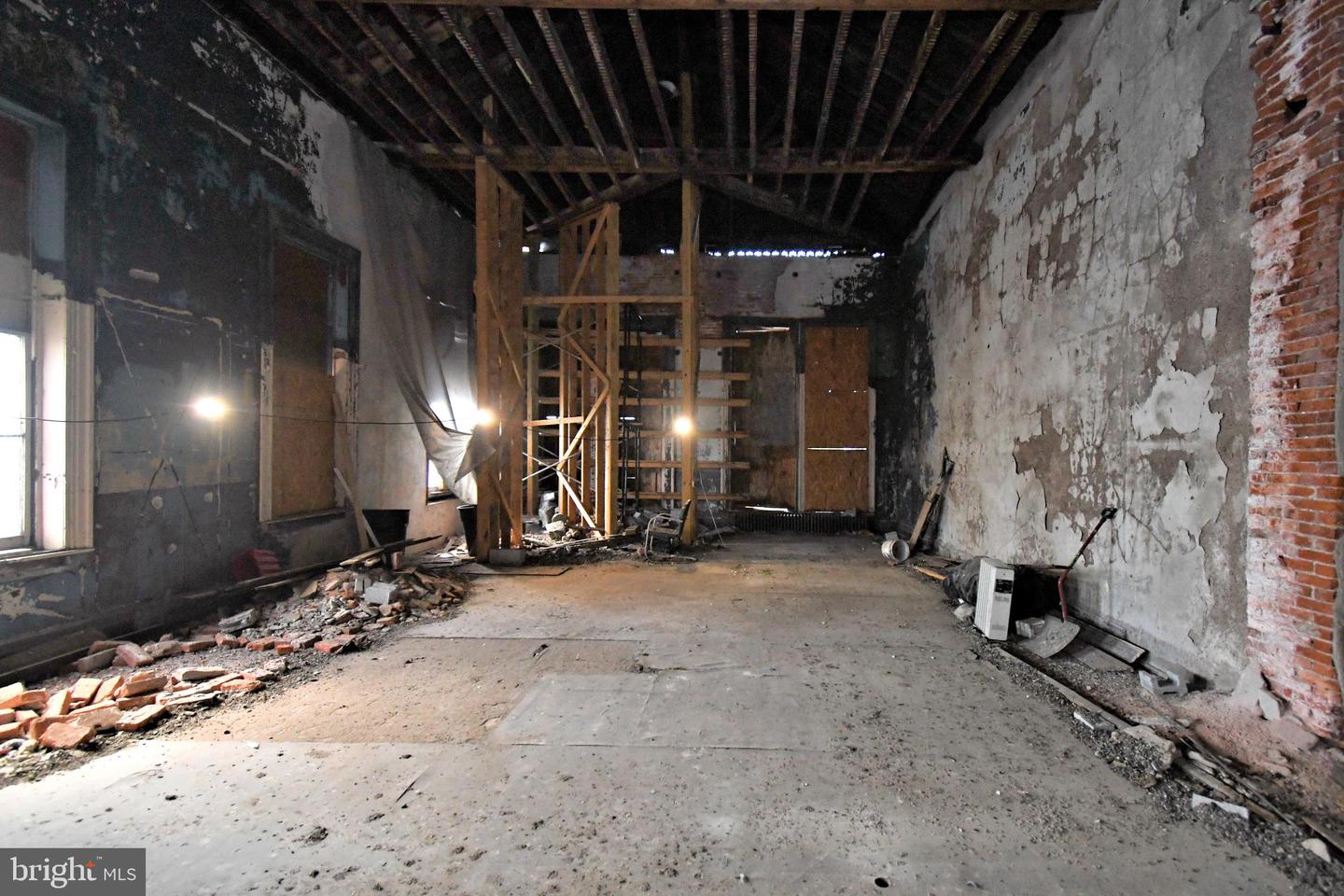 28 S Hanover St Property Photo 32