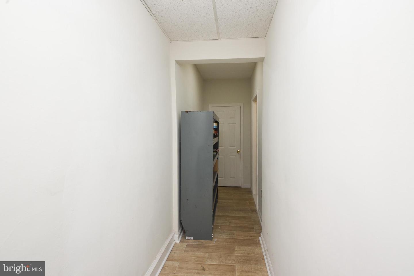 86 N York Rd Property Photo 17