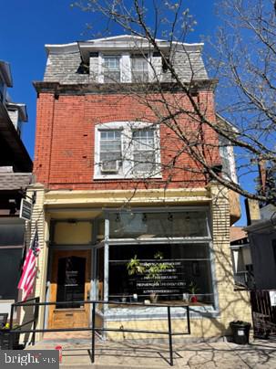 11 E Butler Pike #first Floor Property Photo 1