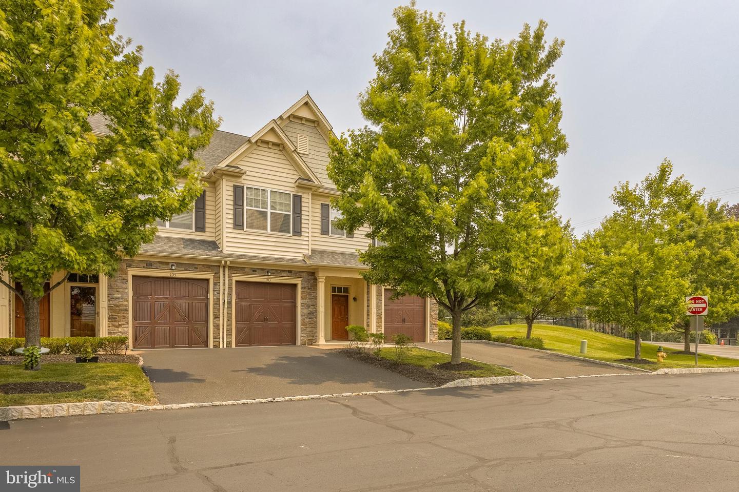 103 BRADBURY DR