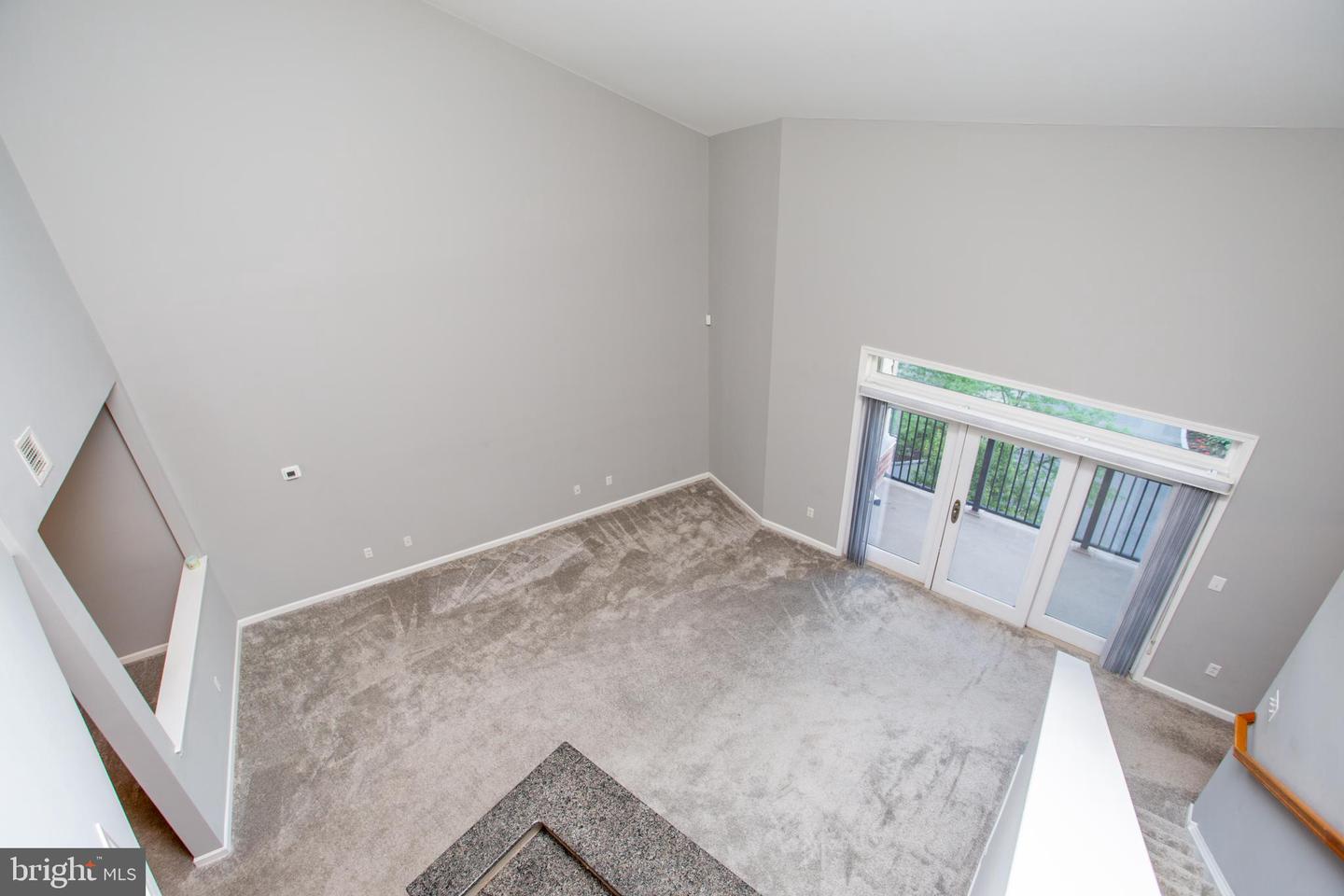 525 Carson Ter Property Photo 8