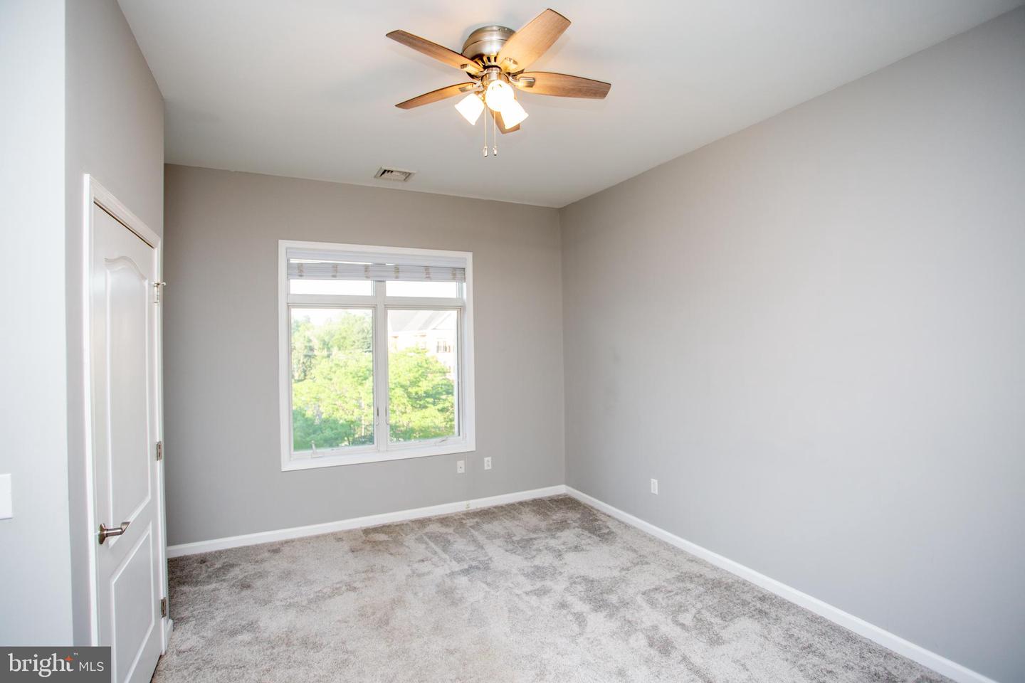 525 Carson Ter Property Photo 23