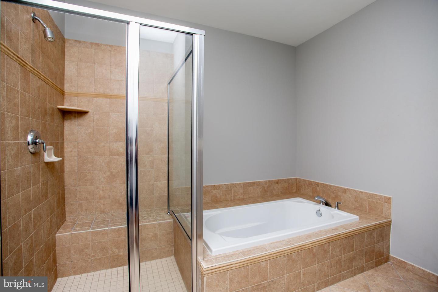 525 Carson Ter Property Photo 29