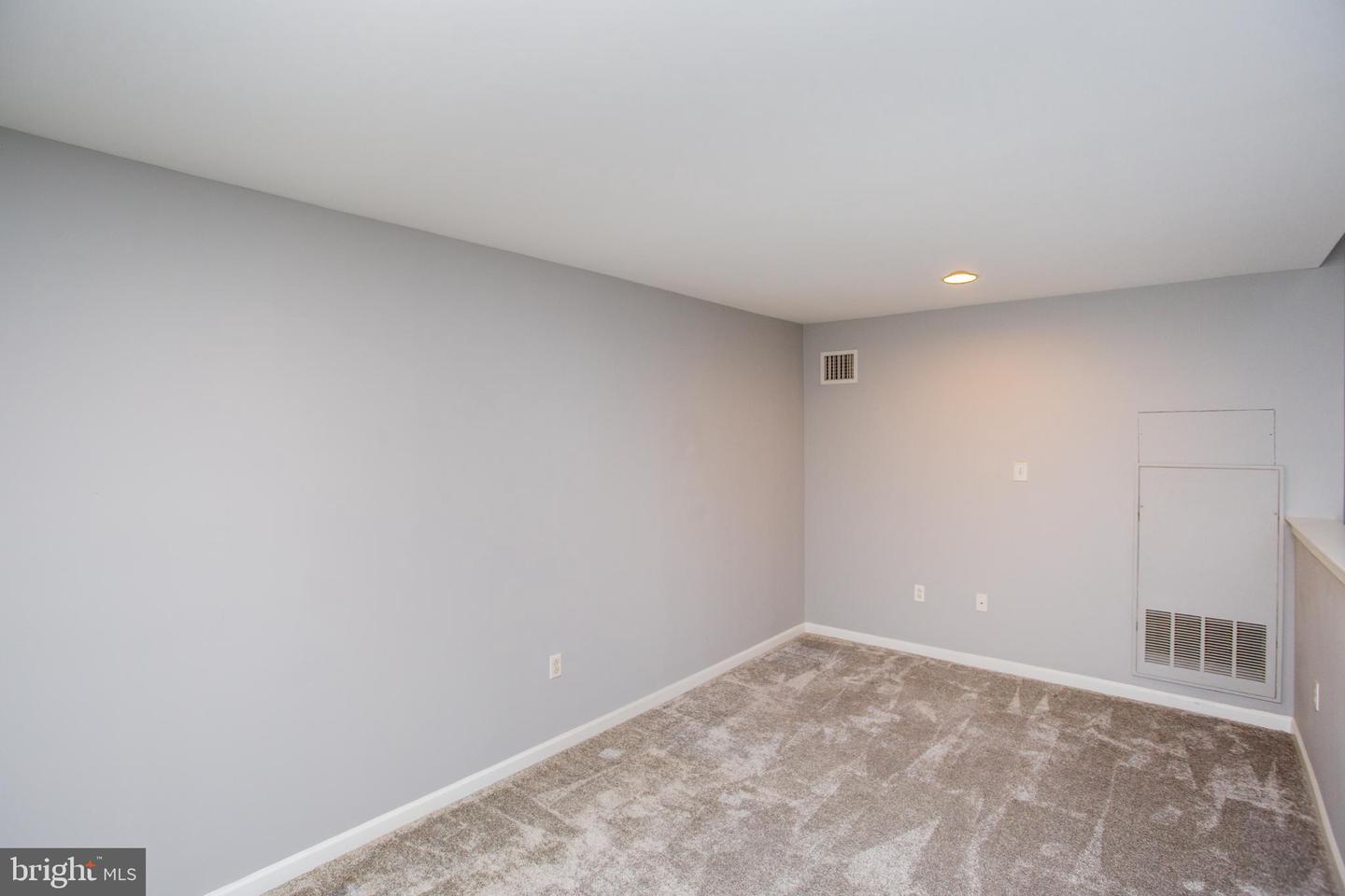 525 Carson Ter Property Photo 31