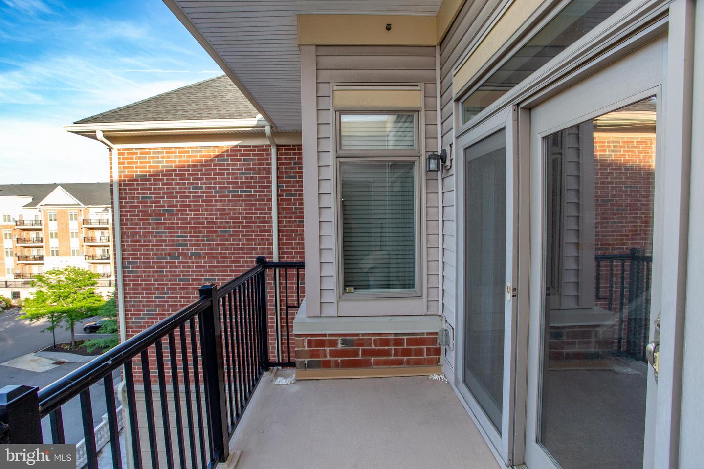 525 Carson Ter Property Photo 34