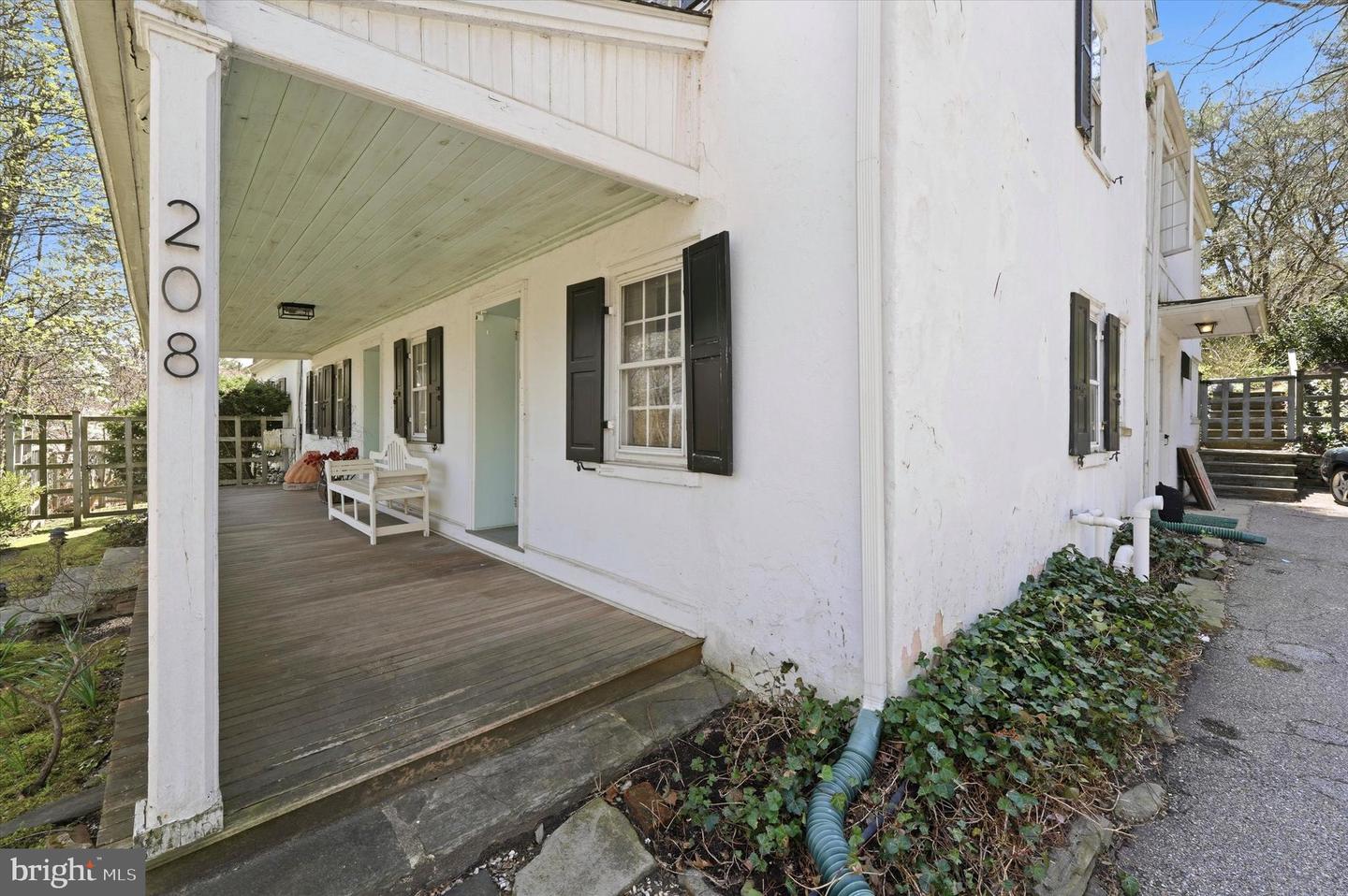 208 Righters Mill Rd Property Photo 3