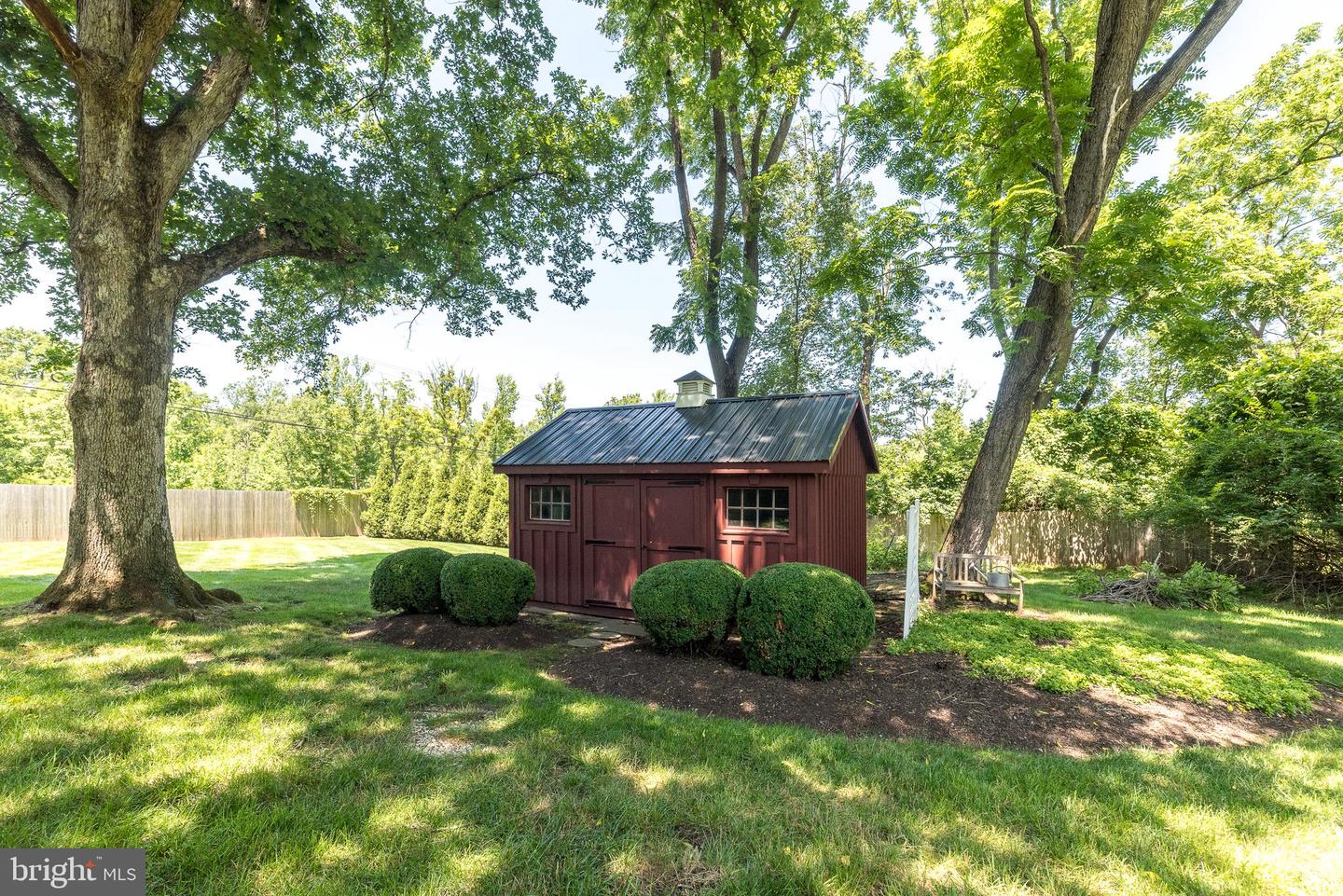 1633 Grasshopper Ln Property Photo 58