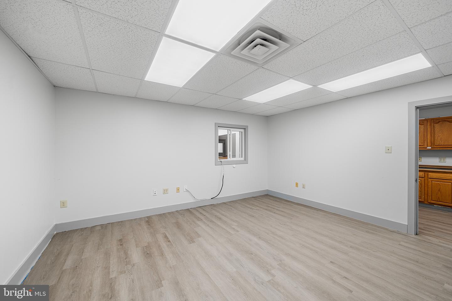 379 Cherry St #office Property Photo 3