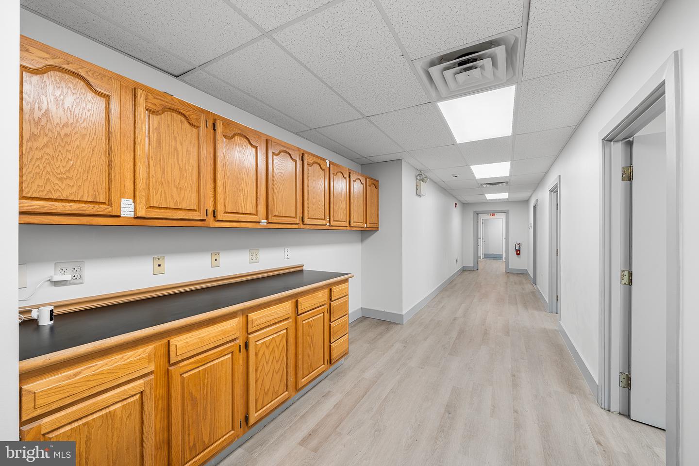 379 Cherry St #office Property Photo 4