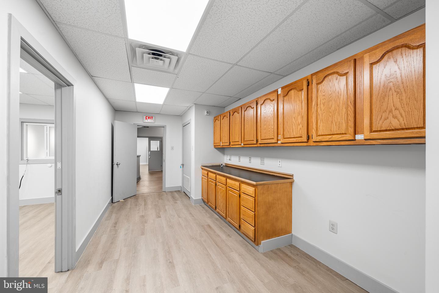 379 Cherry St #office Property Photo 5