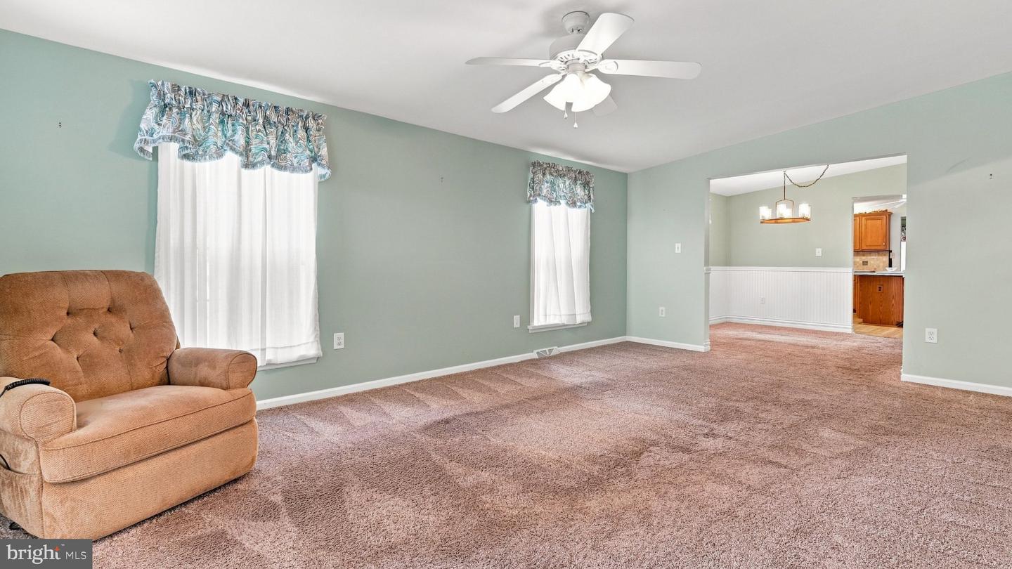3007 Inkberry Cir N Property Photo 9