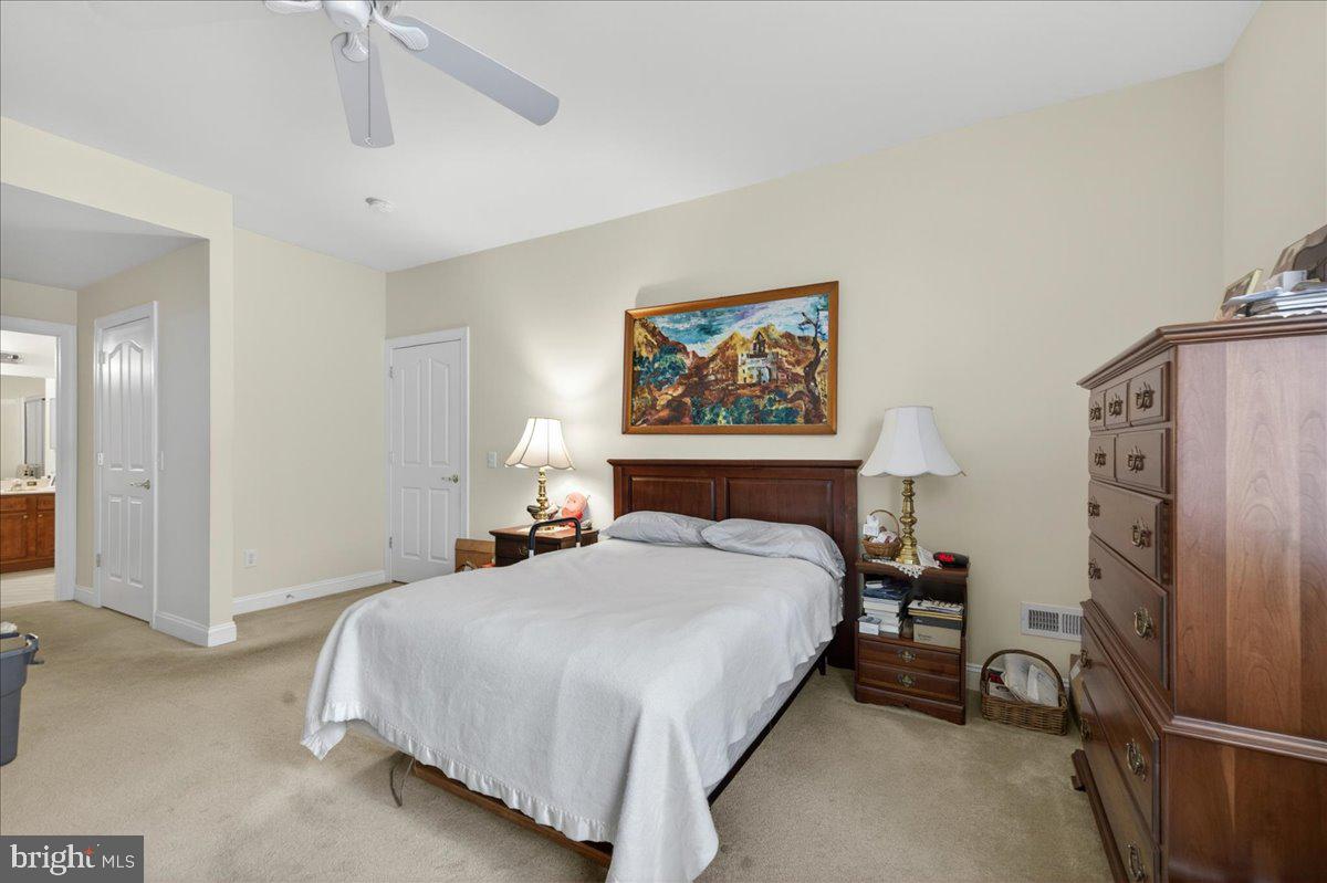 377 Brittany Ct Property Photo 17