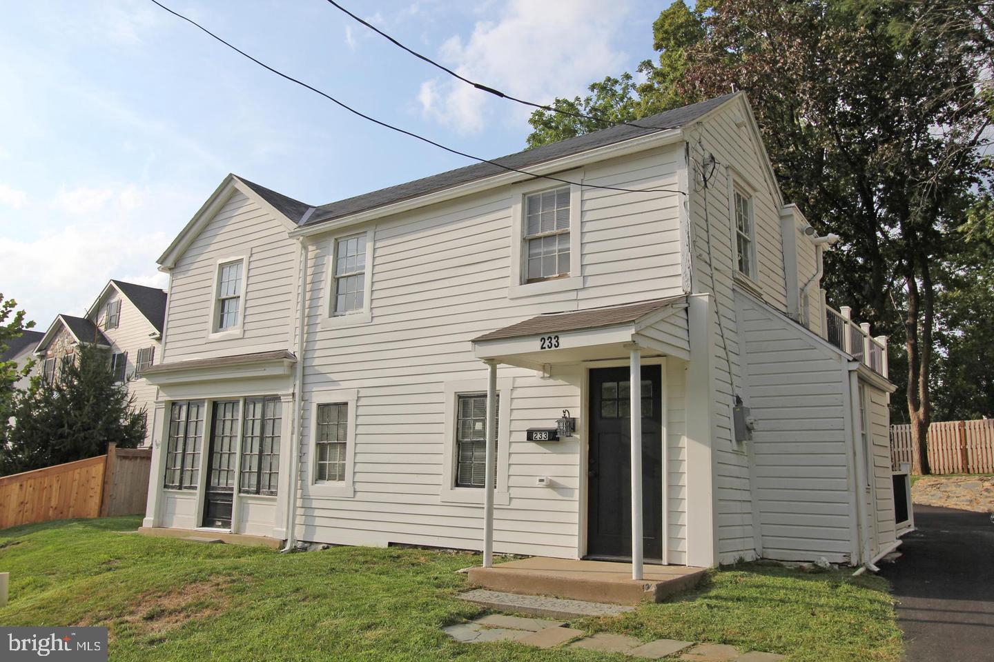 233 E Montgomery Ave Property Photo 13