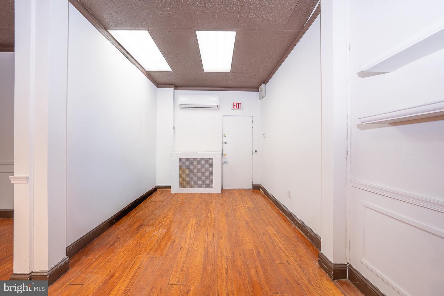 22 E Lancaster Ave #store Property Photo 6