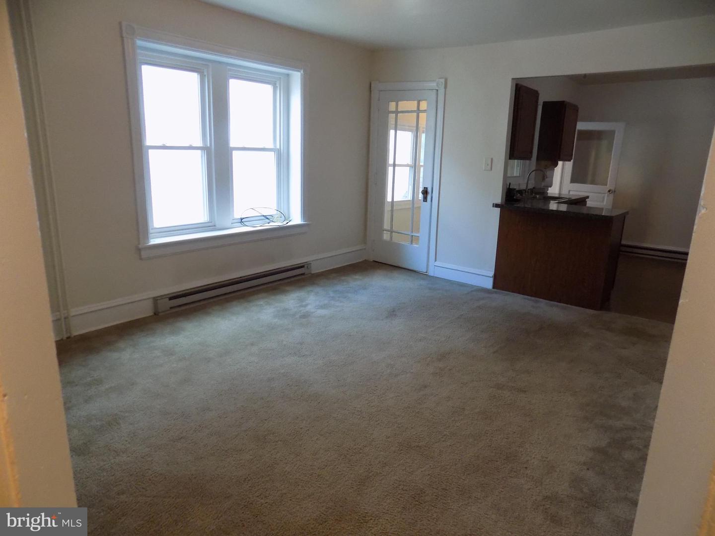 82 Main St Property Photo 14