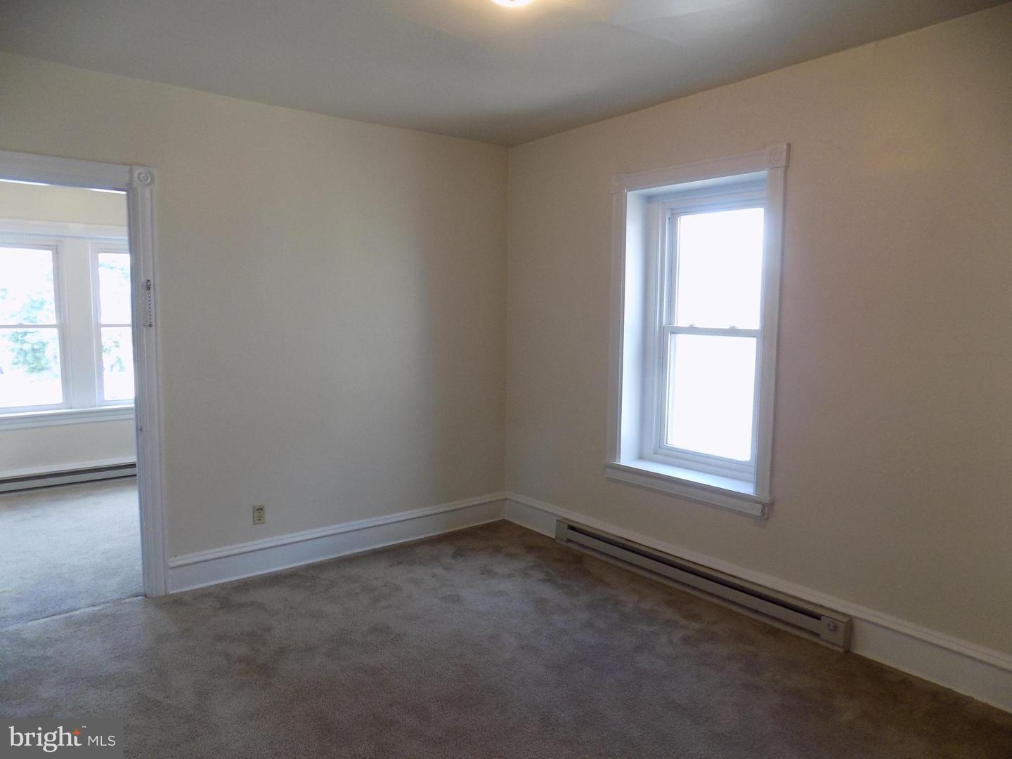 82 Main St Property Photo 18