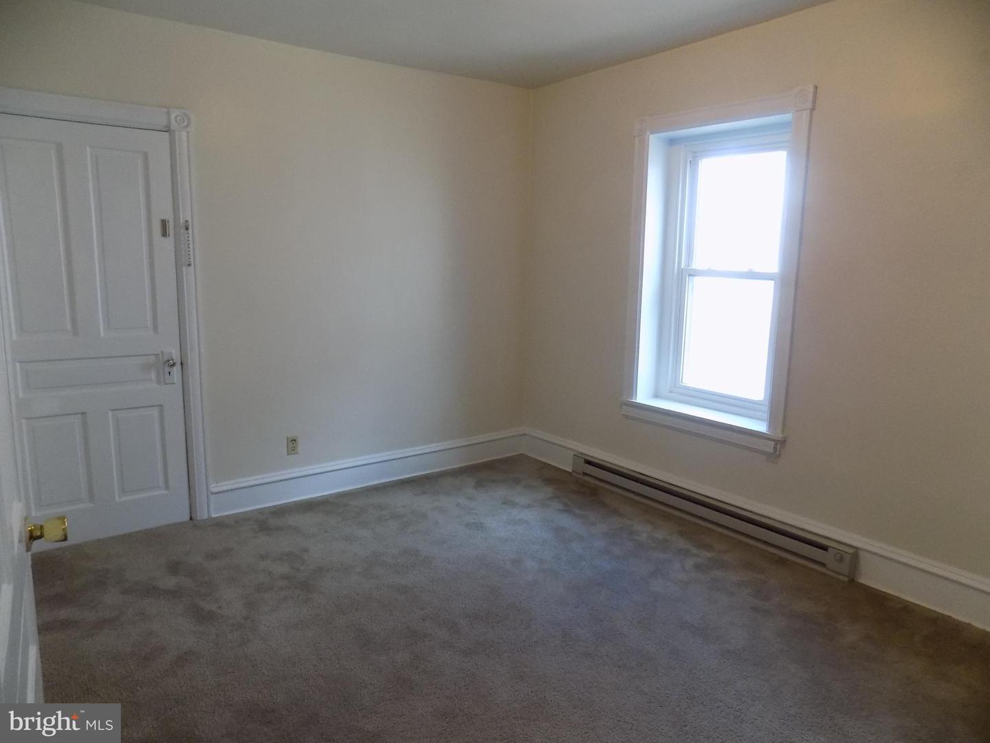 82 Main St Property Photo 19