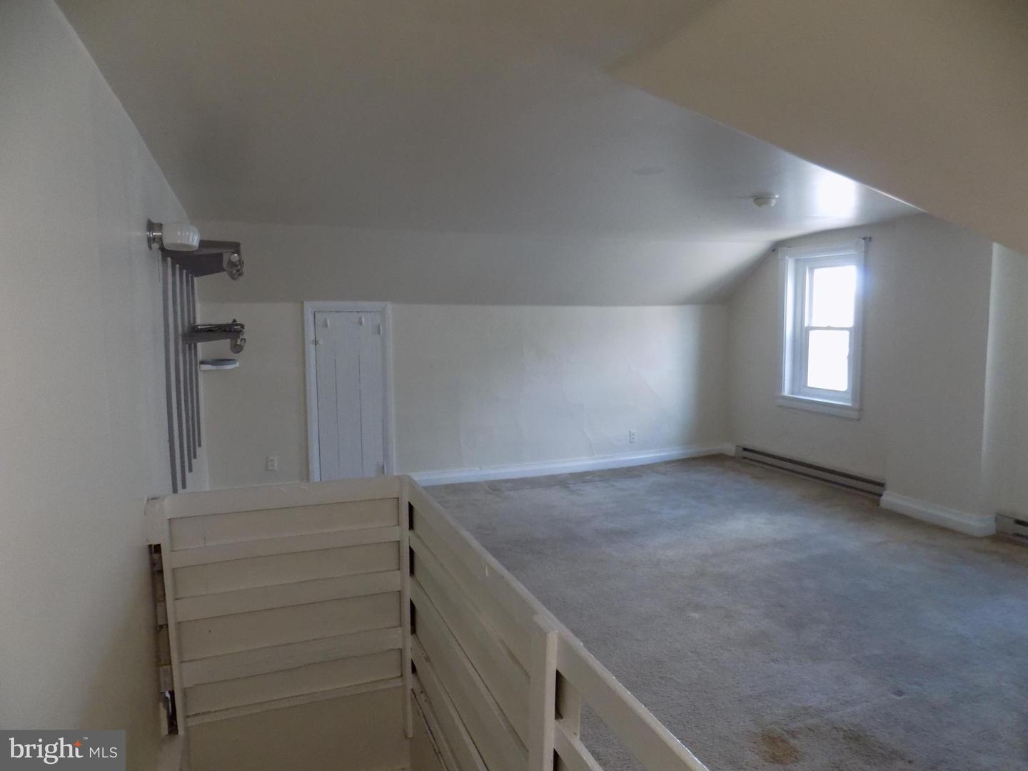 82 Main St Property Photo 24