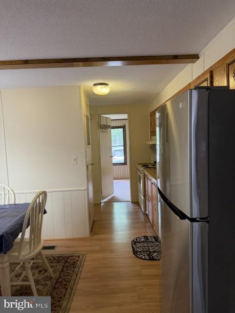 512 Willow Ln Property Photo 11
