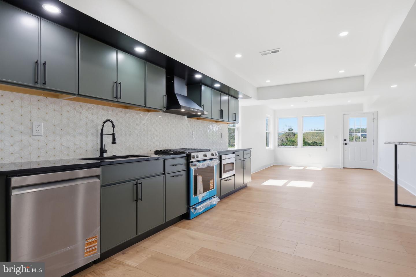 147 Jones St Property Photo 11
