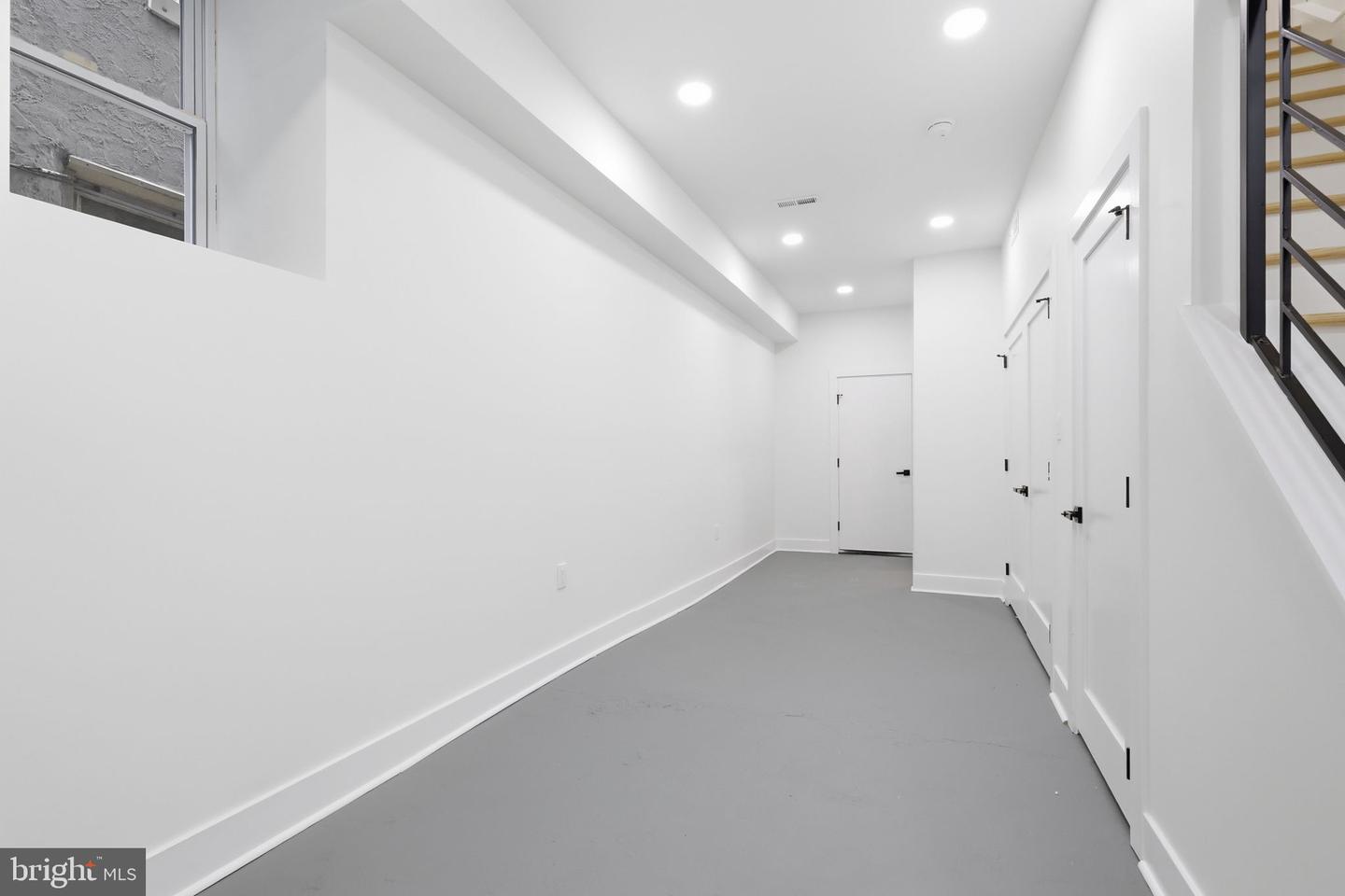 147 Jones St Property Photo 32