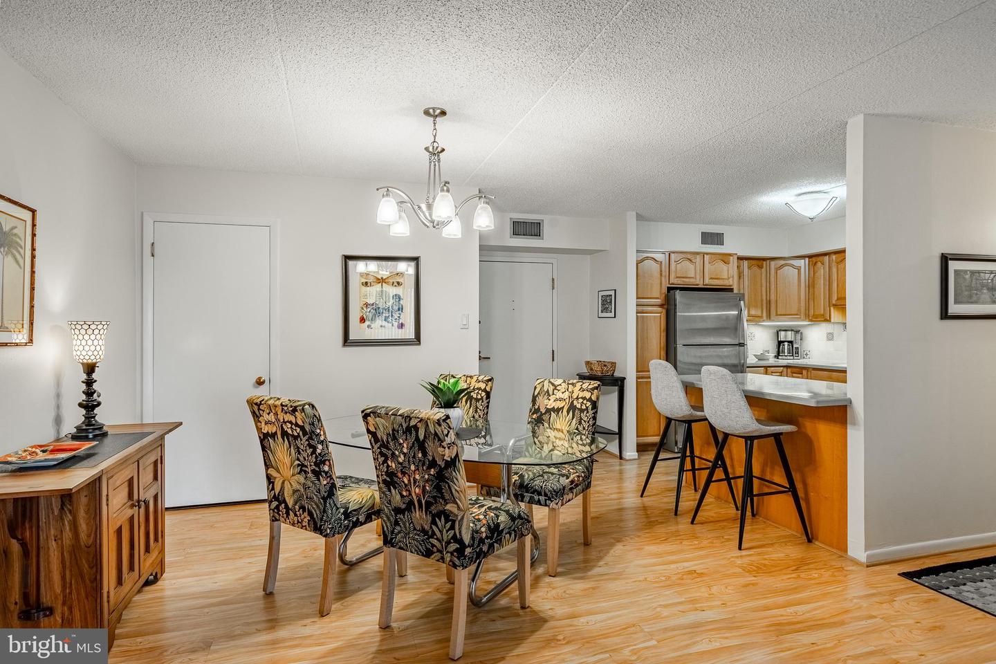 10719 Valley Forge Cir #719 Property Photo 1
