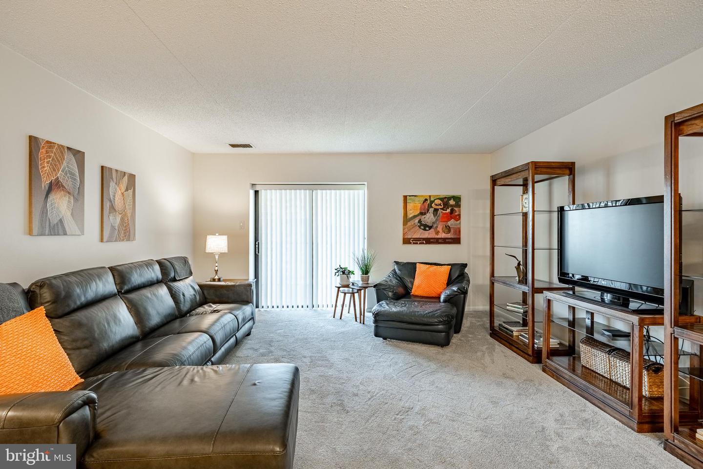 10719 Valley Forge Cir #719 Property Photo 7