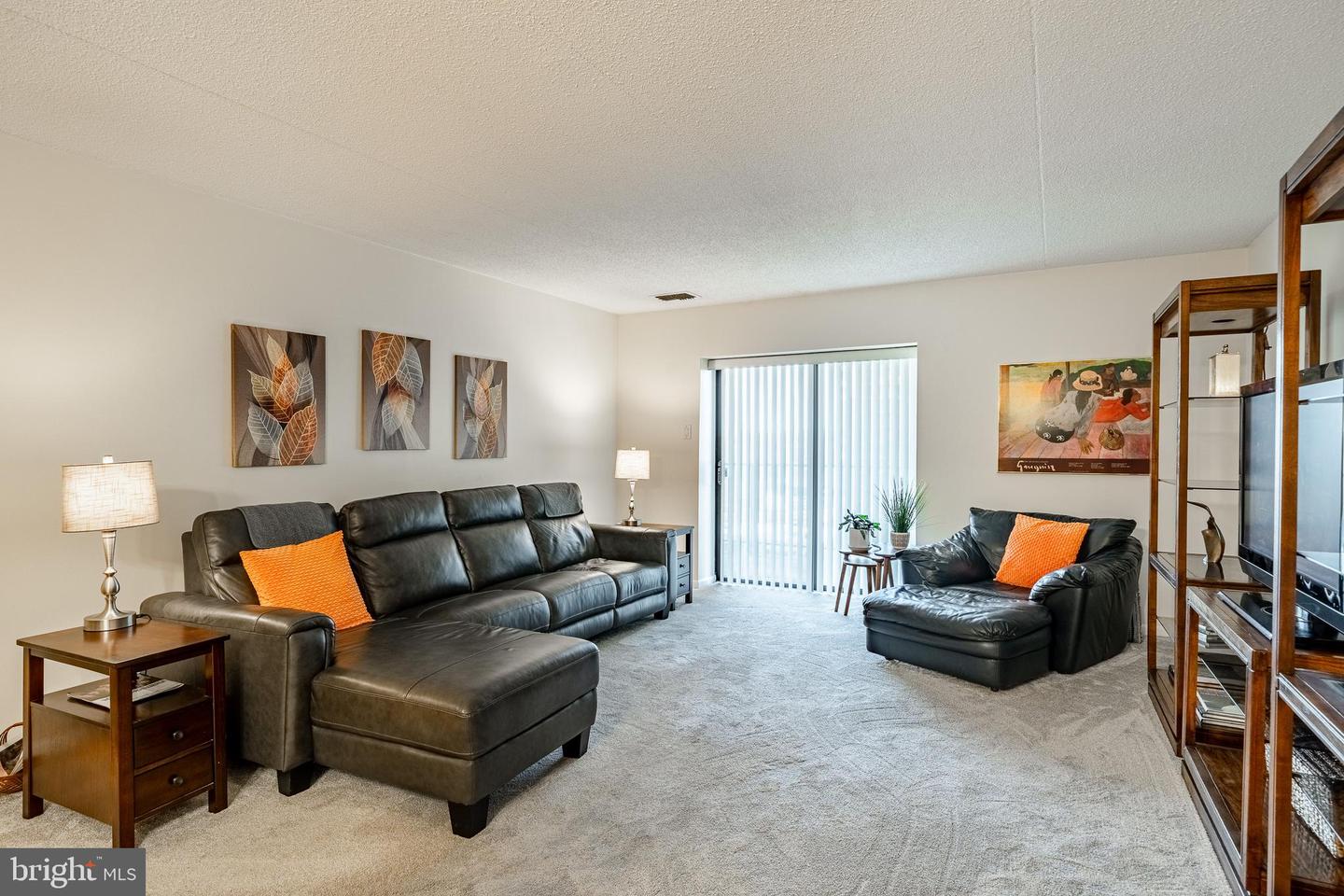 10719 Valley Forge Cir #719 Property Photo 8