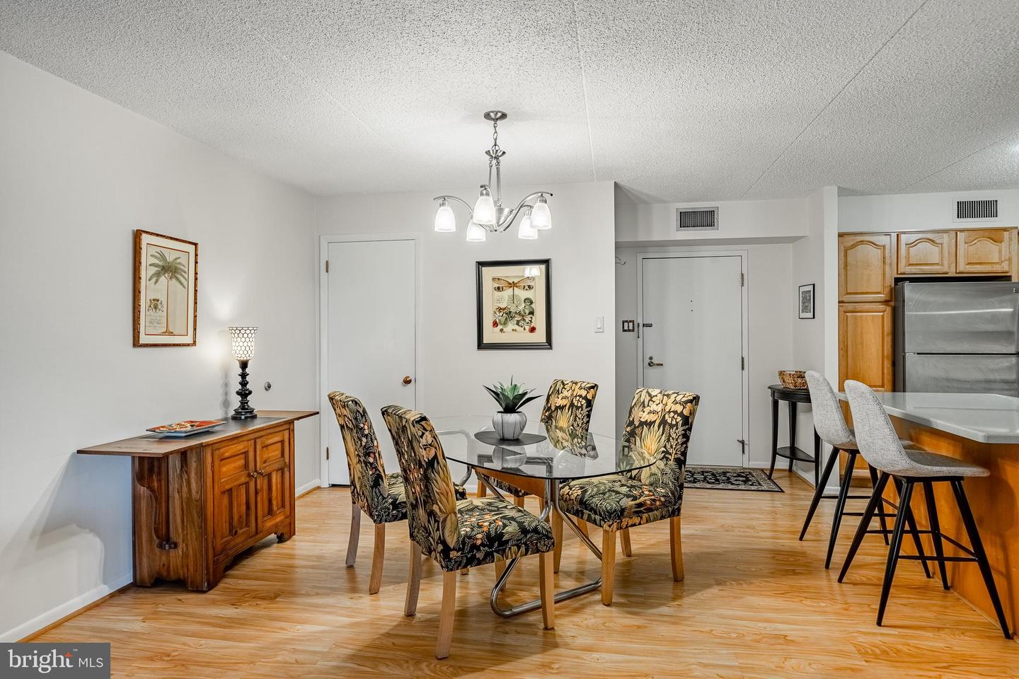 10719 Valley Forge Cir #719 Property Photo 10