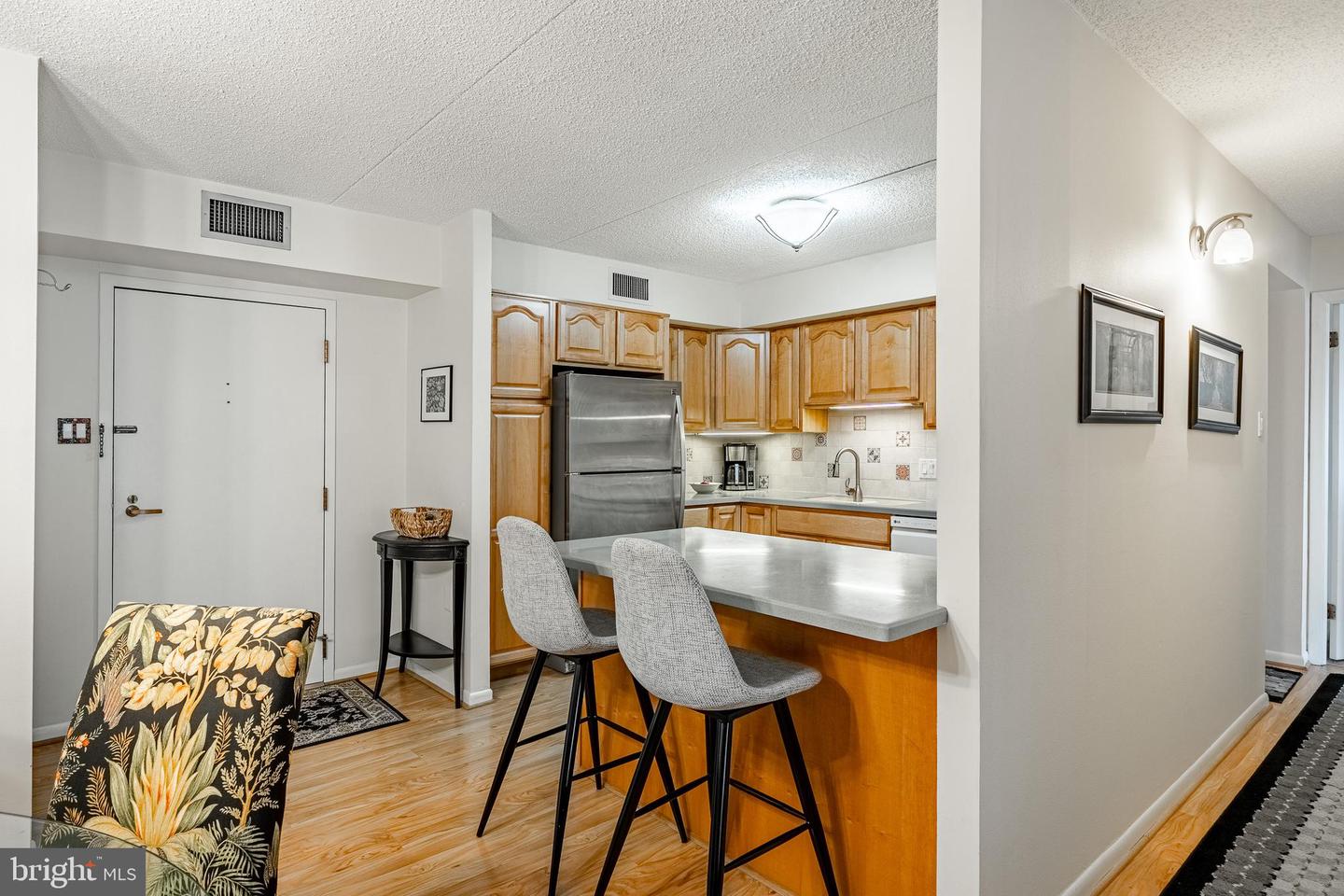 10719 Valley Forge Cir #719 Property Photo 13