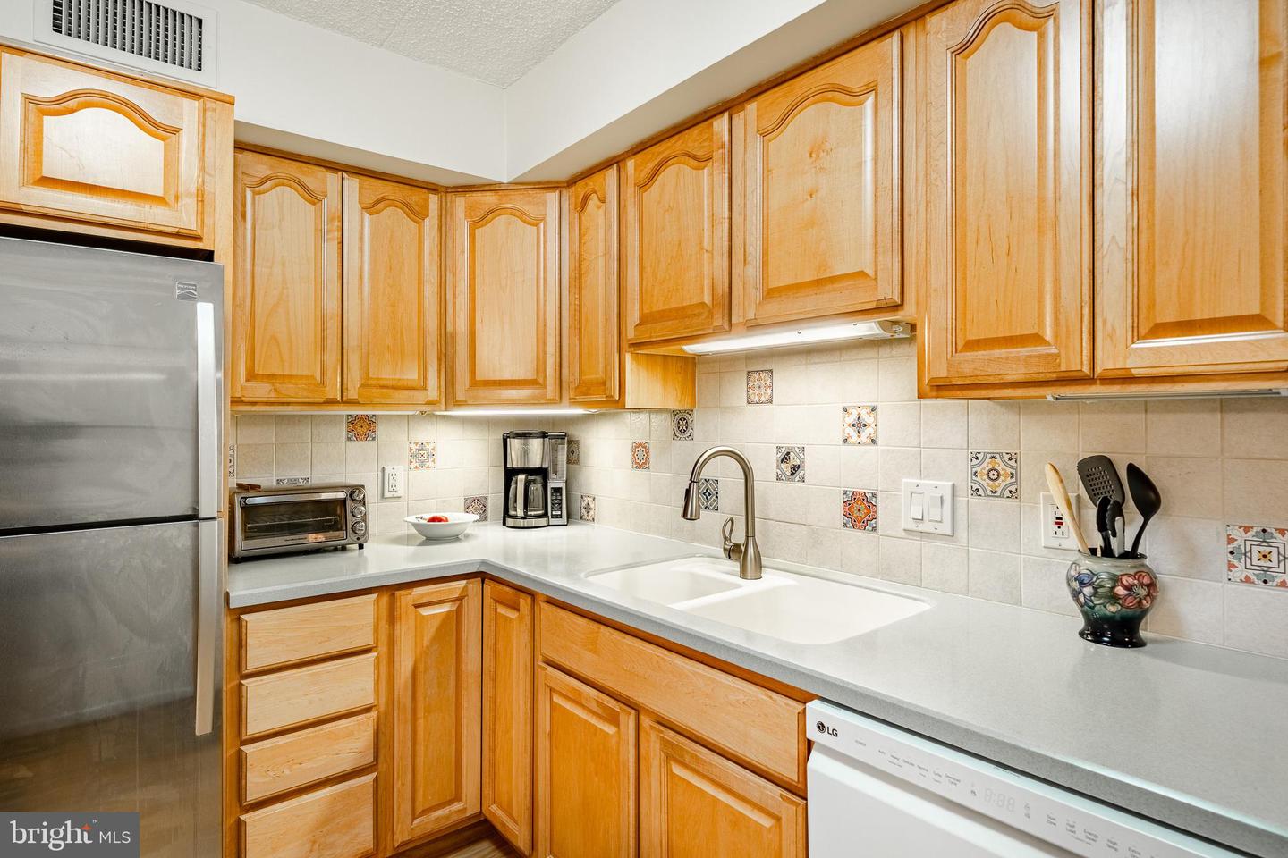 10719 Valley Forge Cir #719 Property Photo 16
