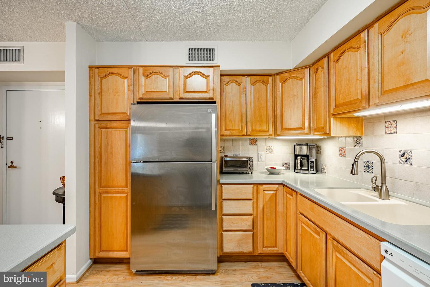 10719 Valley Forge Cir #719 Property Photo 17