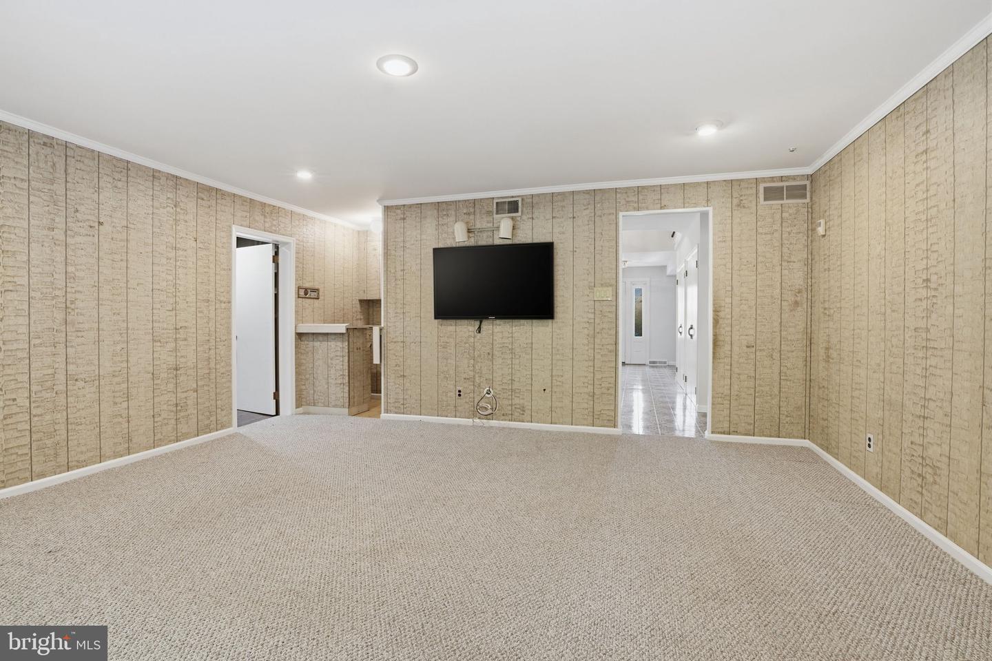 1840 Nicholas Dr Property Photo 18
